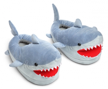 ThinkGeek Shark Plüsch Hausschuhe