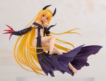 To Love-Ru Darkness Statue PVC 1/8 Golden Darkness Trance of Darkness 16 cm