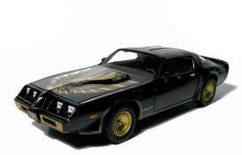 Ein ausgekochtes Schlitzohr II Diecast Modell 1/18 1980 Pontiac Firebird Turbo Hood