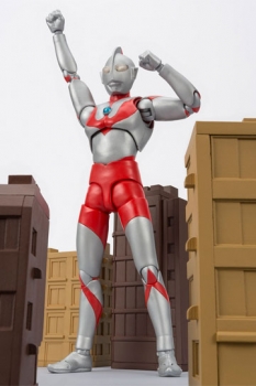 Ultraman S.H. Figuarts Actionfigur 50th Anniversary Edition 15 cm