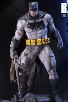 Batman Rückkehr des Dunklen Ritters Museum Master Line Statue 1/3 Batman 83 cm
