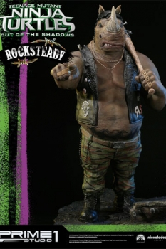 Teenage Mutant Ninja Turtles Out of the Shadows 1/4 Statue Rocksteady 55 cm