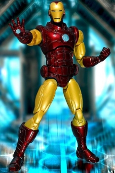 Marvel Universe Actionfigur 1/12 Iron Man 18 cm