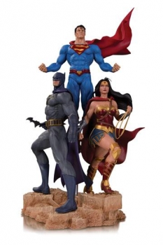 DC Designer Series Statue Trinity by Jason Fabok 49 cm