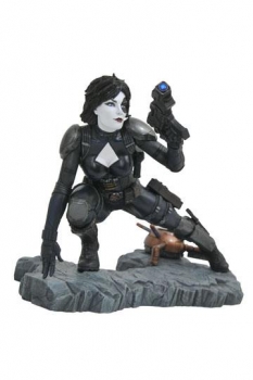 Marvel Comic Premier Collection Statue Domino 21 cm