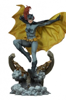 DC Comics Premium Format Figur Batgirl 53 cm
