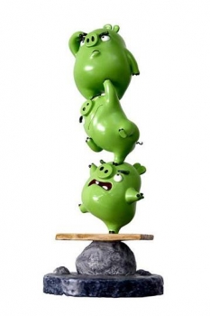 Angry Birds Evolution Diorama Angry Pigs 35 cm