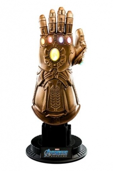 Avengers: Endgame Replik 1/4 Infinity Gauntlet 17 cm