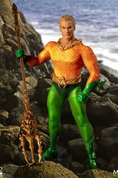 DC Comics Actionfigur 1/12 Aquaman 17 cm