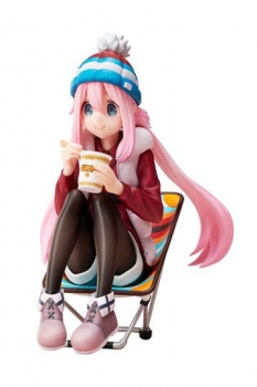 Laid-Back Camp Premium Noodle Stopper PVC Statue 1/8 Nadeshiko Kagamihara 13 cm