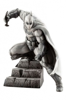 DC Comics ARTFX+ Statue 1/10 Batman Arkham Series 10th Anniversary 16 cm