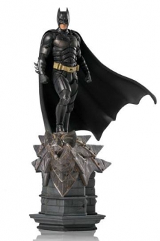 The Dark Knight Deluxe Art Scale Statue 1/10 Batman 31 cm