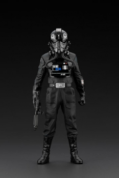 Star Wars A New Hope ARTFX+ Statue 1/10 Tie Fighter Pilot Backstabber & Mouse Droid Exclusive 18 cm