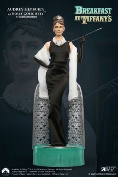 Frühstück bei Tiffany Statue 1/4 Holly Golightly (Audrey Hepburn) 52 cm Weltweit auf 500 Stück limitiert.