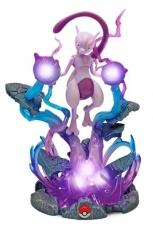 Pokémon Deluxe Statue mit Leuchtfunktion Mewtwo 25 cm