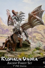 Monster Hunter PVC Statue Kushala Daora 17 cm