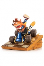 Crash Team Racing Nitro-Fueled Statue Crash in Kart 31 cm
