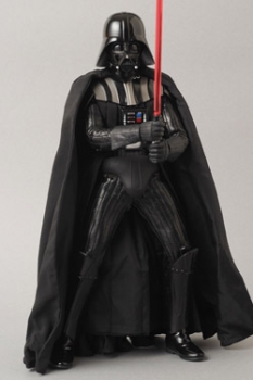 Star Wars RAH Actionfigur 1/6 Darth Vader Version 2.0