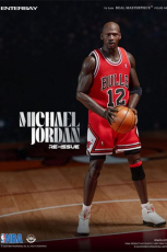 NBA Collection Real Masterpiece Actionfigur 1/6 Michael Jordan Im Back Edition Limited 30 cm Weltweit limitiert auf 2500 Stück.