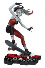 DC Direct Harley Quinn: Red, White & Black Statue 1/10 Harley Quinn by Ivan Tao 20 cm