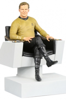 Star Trek TOS Statue 1/6 James T. Kirk in Captain´s Chair 2