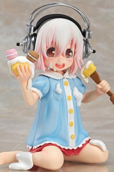 Nitro Super Sonic PVC Statue Super Sonico Young Tomboy Ver. 14 cm