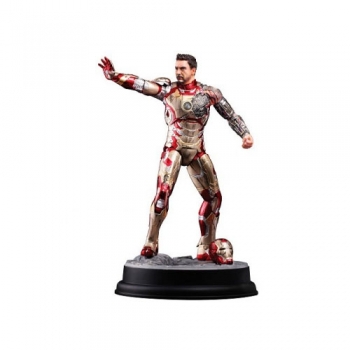 Iron Man 3 Plastic Model Kit 1/9 Mark XLII Battle Damage Version 20 cm