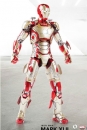 Iron Man 3 Diecast Actionfigur 1/12 Mark XLII mit Sofa SDCC 2016 15 cm