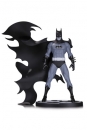 Batman Black & White Statue Batman by Norm Breyfogle 20 cm