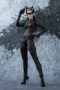 The Dark Knight S.H. Figuarts Actionfigur Catwoman Tamashii Web Exclusive 15 cm