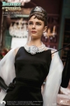 Frühstück bei Tiffany Statue 1/4 Holly Golightly (Audrey Hepburn) Deluxe Ver. 52 cm Weltweit auf 500 Stück limitiert.
