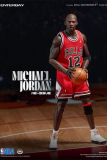 NBA Collection Real Masterpiece Actionfigur 1/6 Michael Jordan Im Back Edition Limited 30 cm Weltweit limitiert auf 2500 Stück.