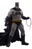 Batman: The Dark Knight Returns Comic Masterpiece Actionfigur 1/6 Batman 32 cm