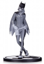 Batman Black & White Statue Batgirl by Babs Tarr 18 cm